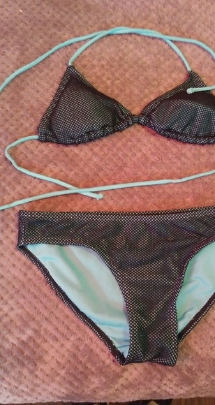 Bikini 👙 - Picture 3 of 5